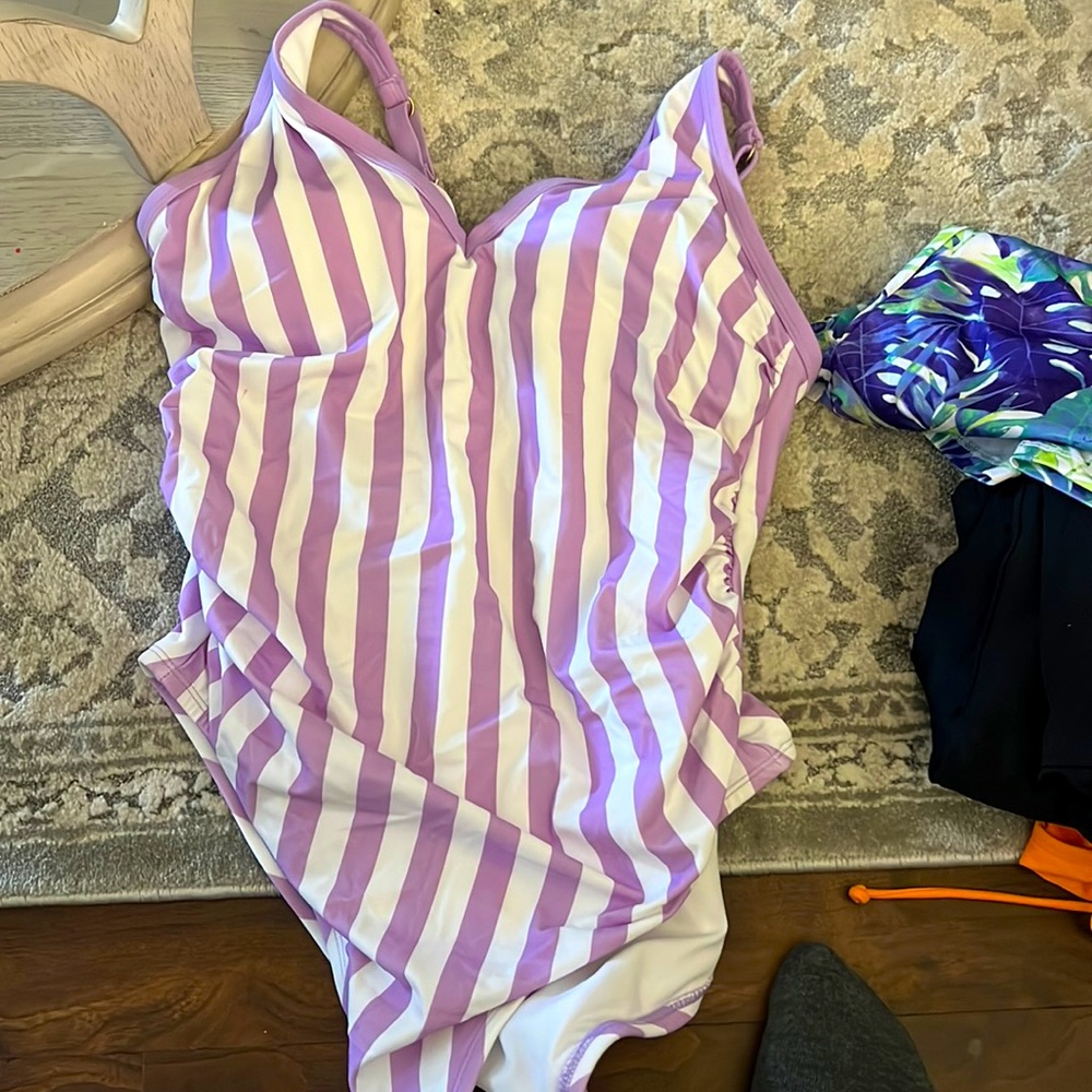 Very nice says 20 but fits 16, 18, 20